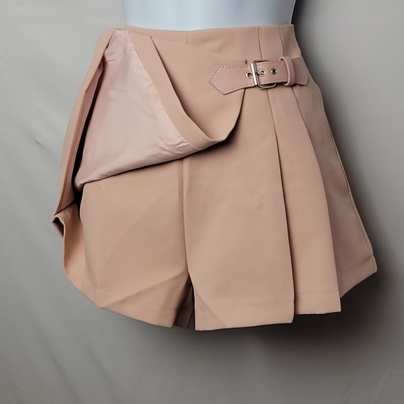 New Women Mini Shorts Skirts - Picture 4 of 6